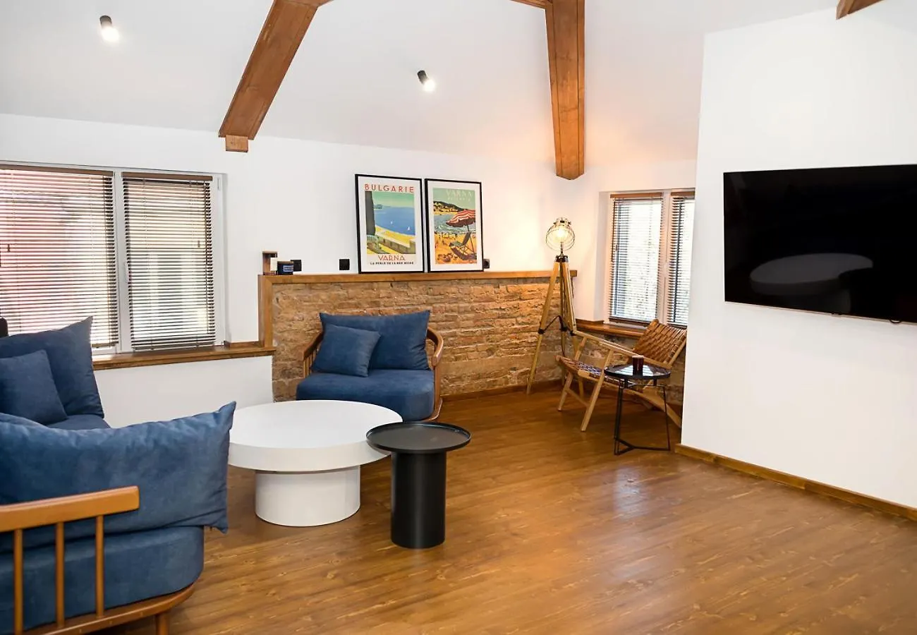 Stylish Maisonette By The Sea Garden - Modern Comfort In The Heart Of Varna By Flat Mаnager Apartment