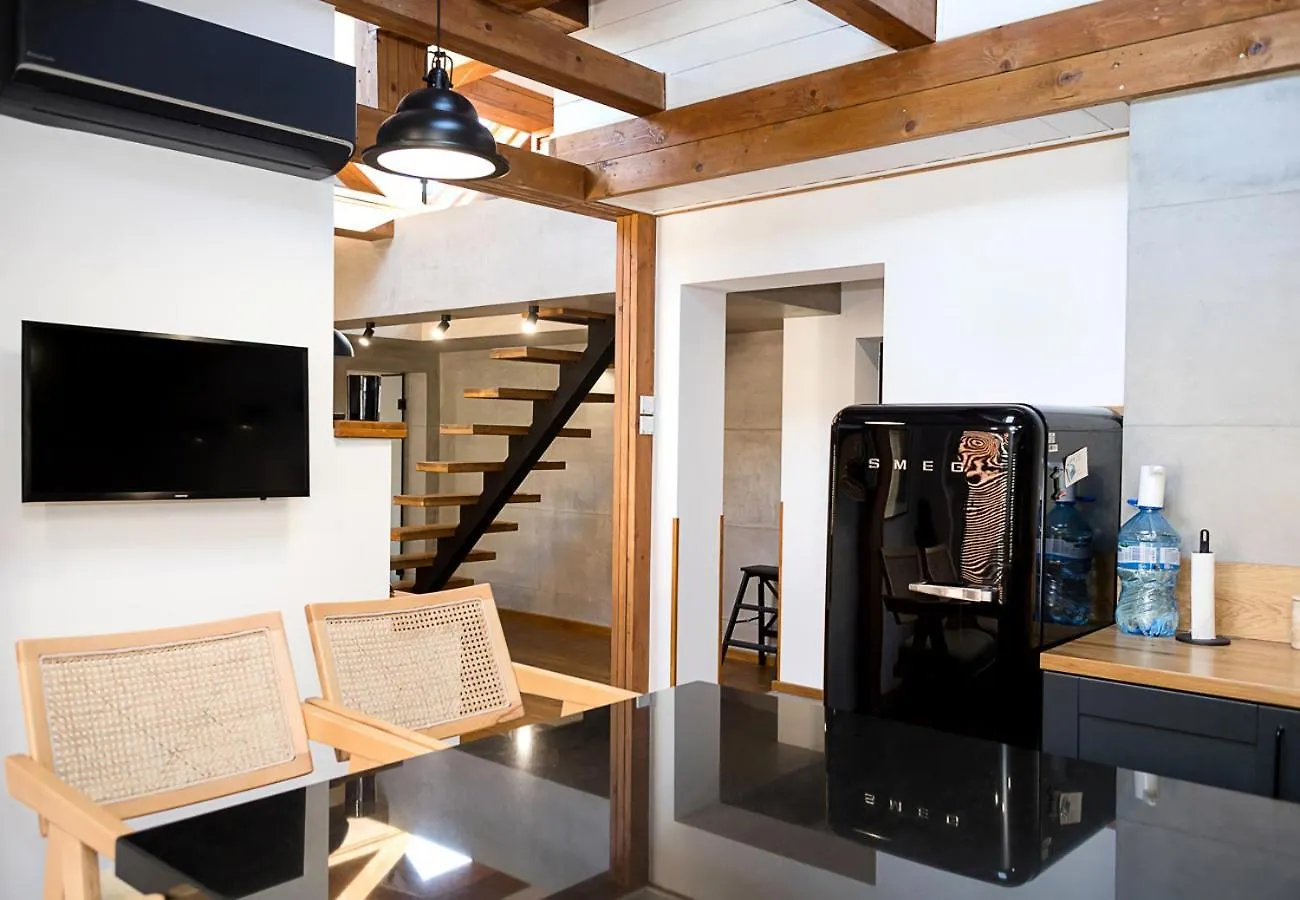 Stylish Maisonette By The Sea Garden - Modern Comfort In The Heart Of Varna By Flat Mаnager 0*,